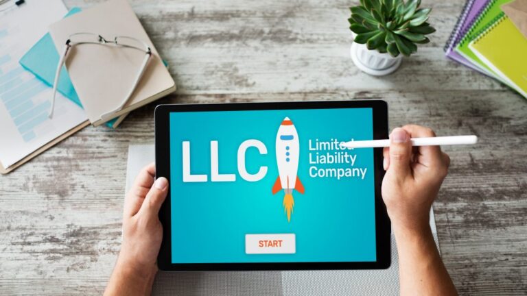 <strong>Examples of LLC Names: Inspiring Ideas for Your Business</strong>