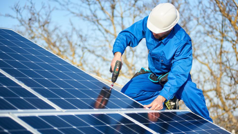 Empowering Businesses with Commercial Solar Systems in Dallas, Texas